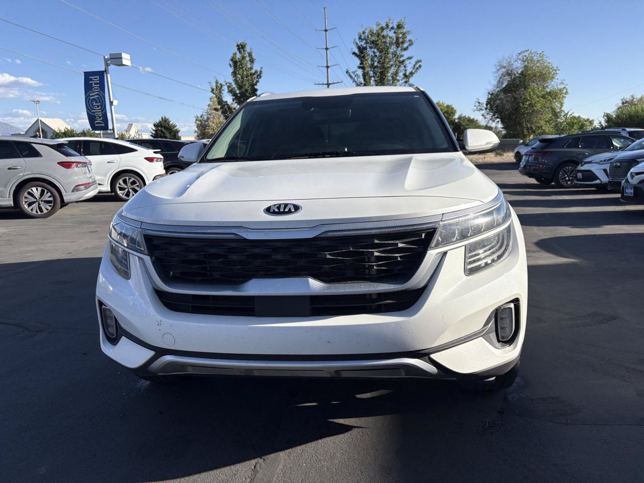 Used 2021 Kia Seltos SX AWD/4WD image 2