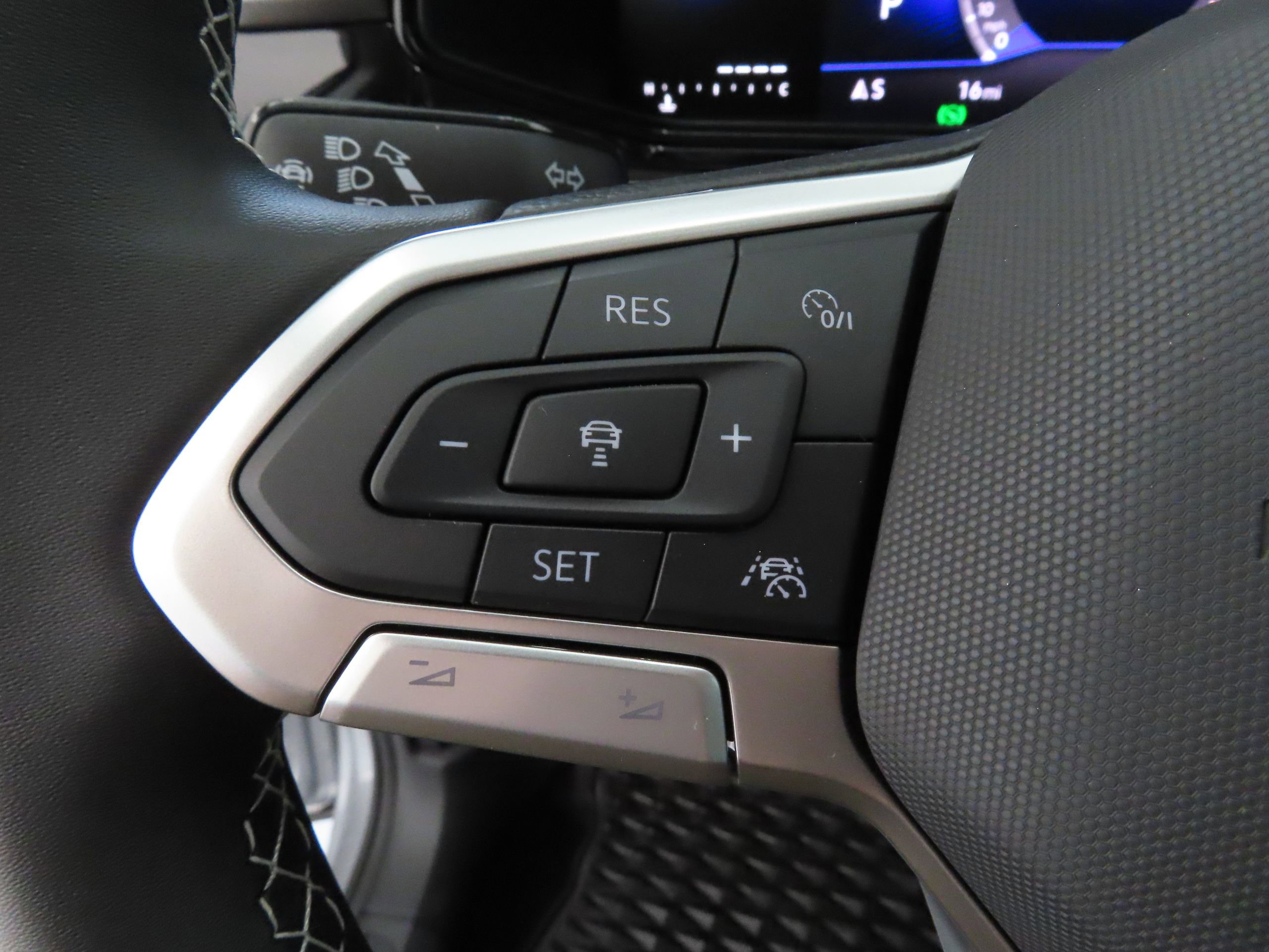 New 2025 Volkswagen Taos S image 14