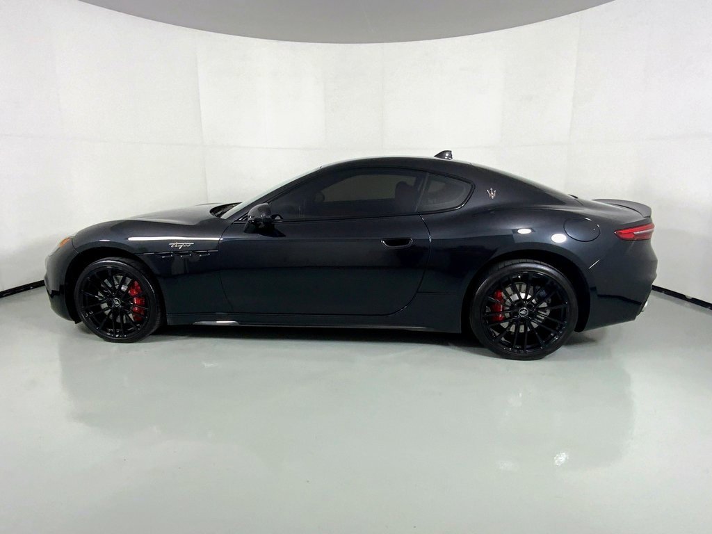 Used 2024 Maserati GranTurismo Trofeo image 11