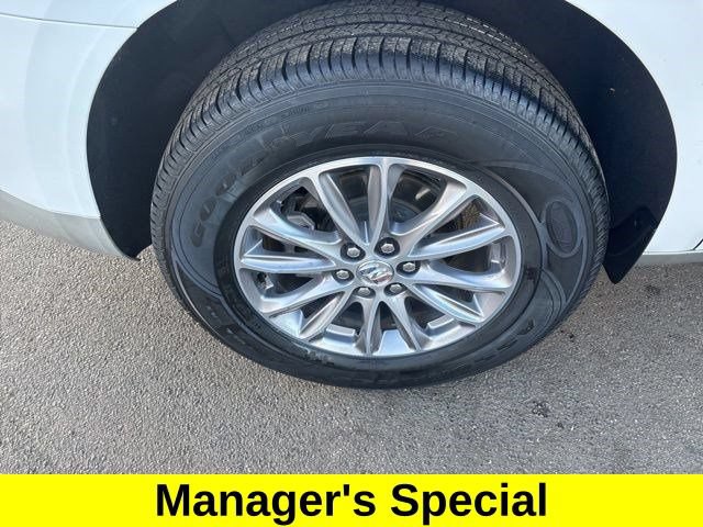 Used 2024 Buick Enclave Premium FWD image 44
