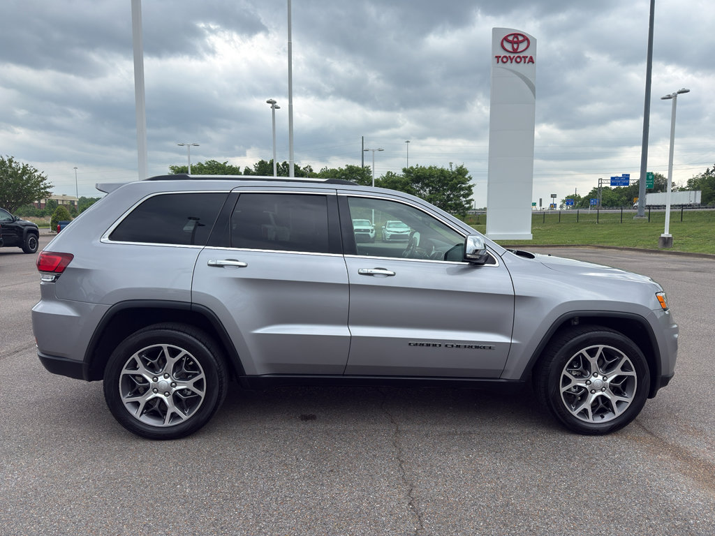 Used 2020 Jeep Grand Cherokee Limited AWD/4WD image 6