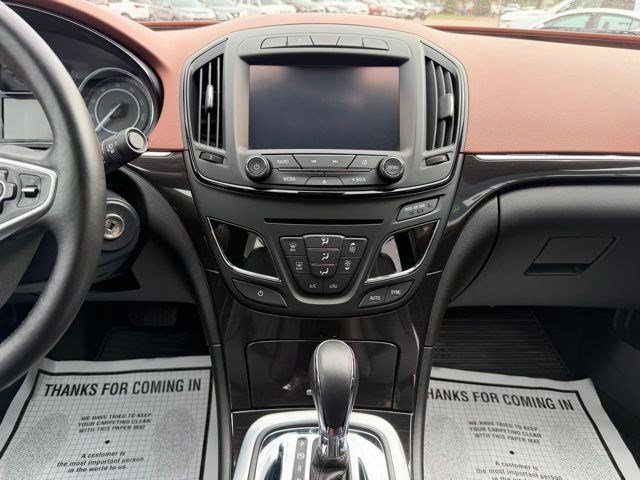 Used 2017 Buick Regal Sport Touring image 21