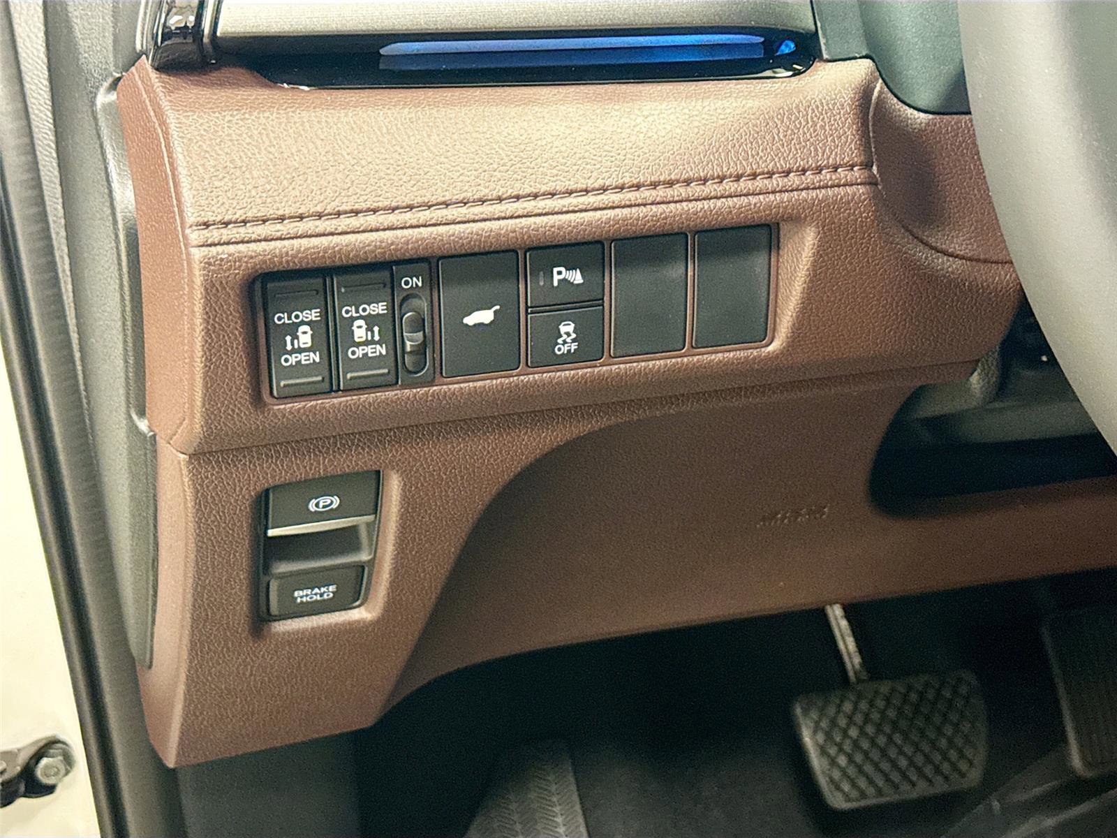 New 2026 Honda Odyssey Touring image 10