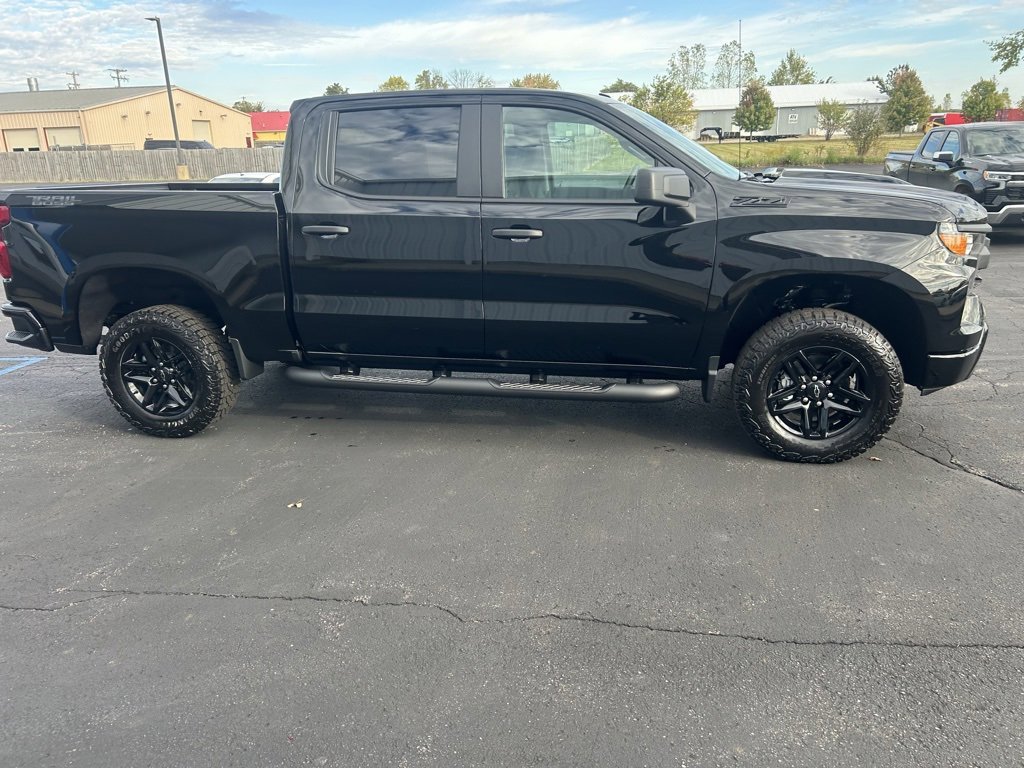New 2026 Chevrolet Silverado 1500 Custom Trail Boss w/ Midnight Edition image 7