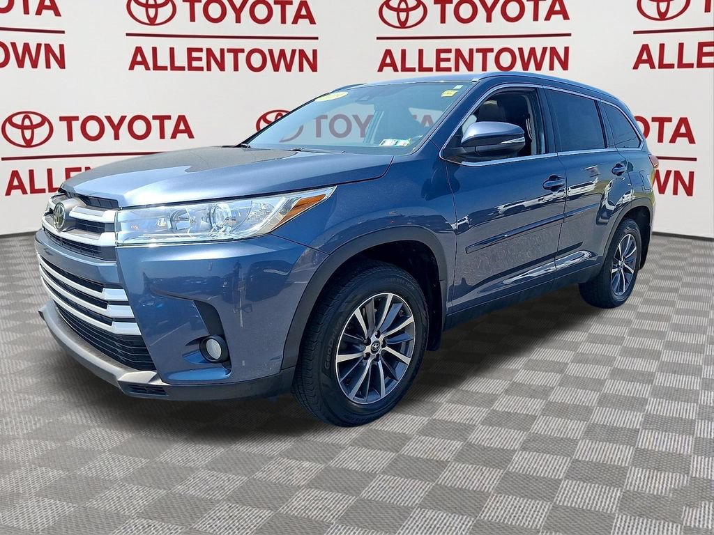 Used 2019 Toyota Highlander XLE w/ Protection Package #3 AWD/4WD image 3
