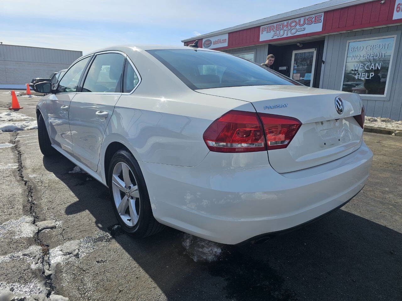 Used 2014 Volkswagen Passat 1.8T SE FWD image 4