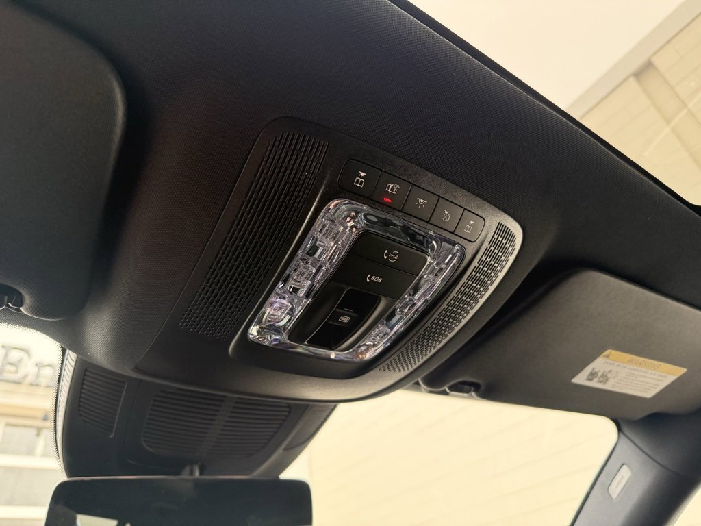 Used 2025 Mercedes-Benz GLS 450 4MATIC image 32