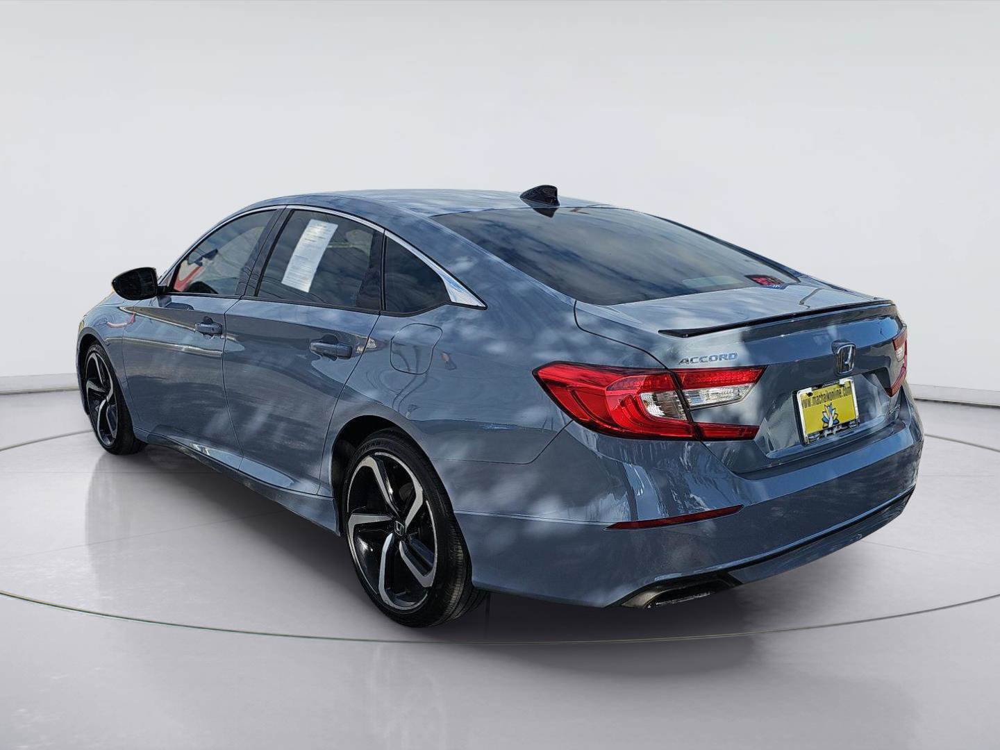 Used 2022 Honda Accord Sport image 3