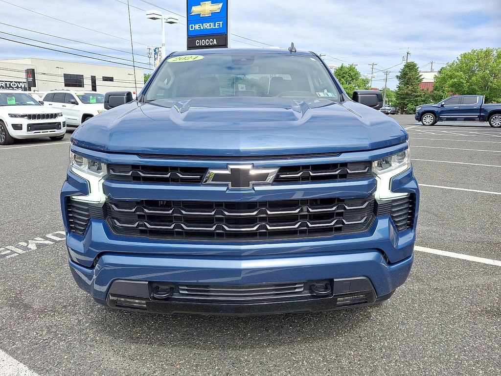 Used 2024 Chevrolet Silverado 1500 RST AWD/4WD image 7
