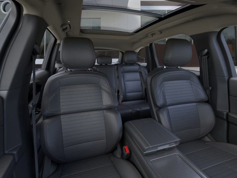 New 2026 Lincoln Nautilus Reserve image 10