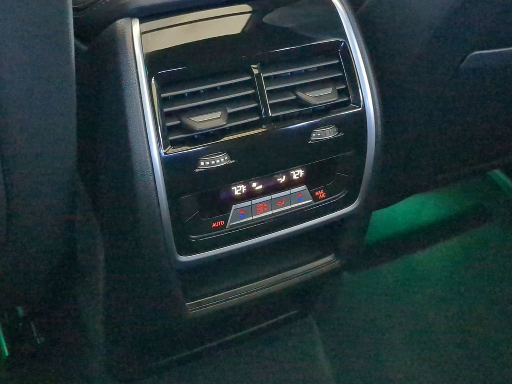 Used 2021 BMW X6 sDrive40i w/ M Sport Package image 25