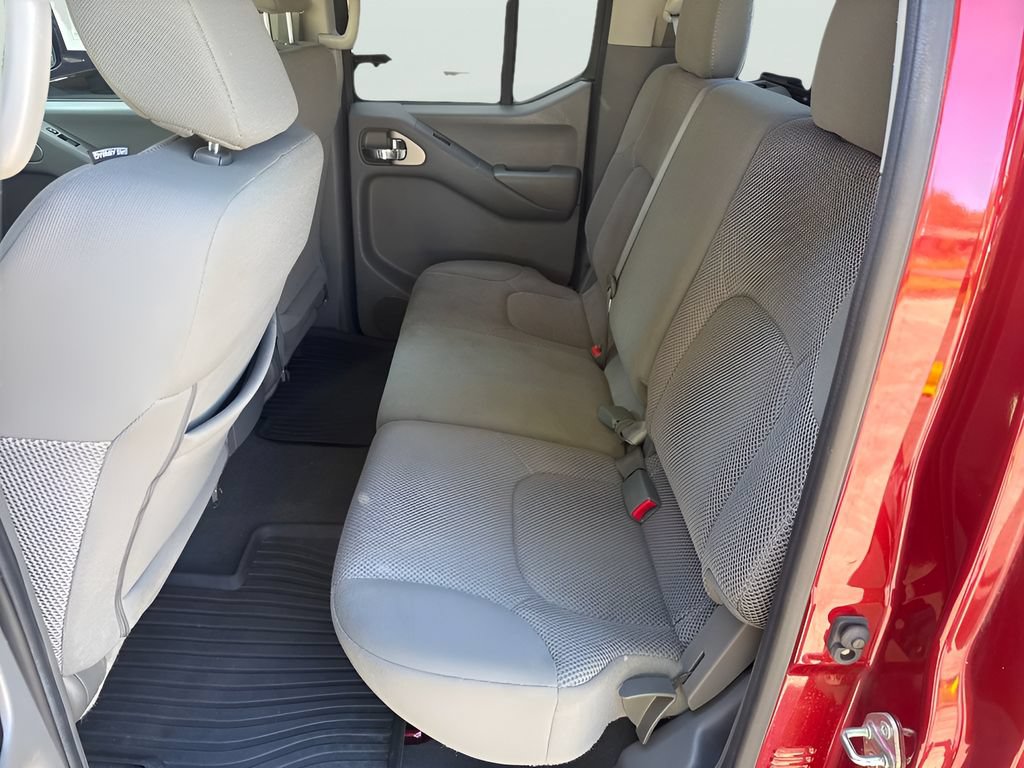 Used 2019 Nissan Frontier SV RWD image 9
