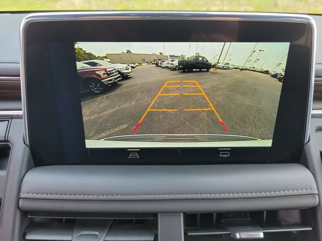 Used 2024 Chevrolet Suburban LT RWD image 25