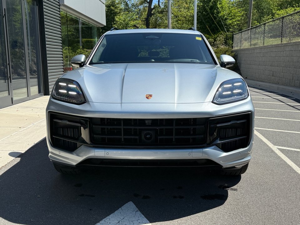 New 2026 Porsche Cayenne GTS AWD/4WD image 10