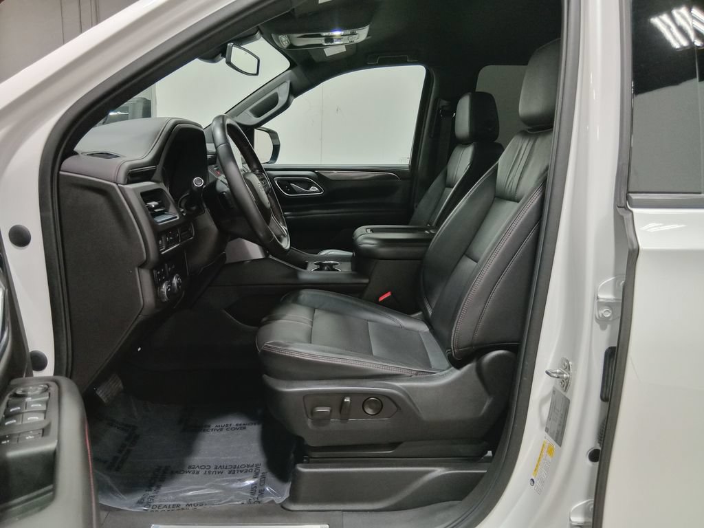 Used 2021 Chevrolet Suburban RST AWD/4WD image 15