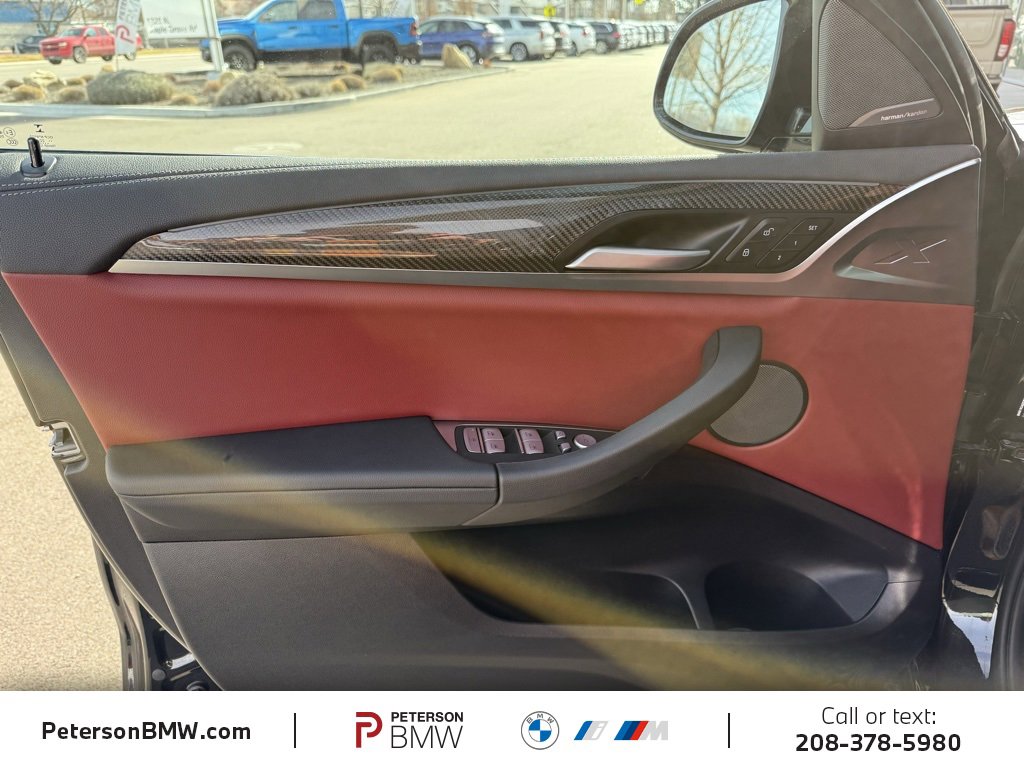 Used 2023 BMW X4 M40i image 16