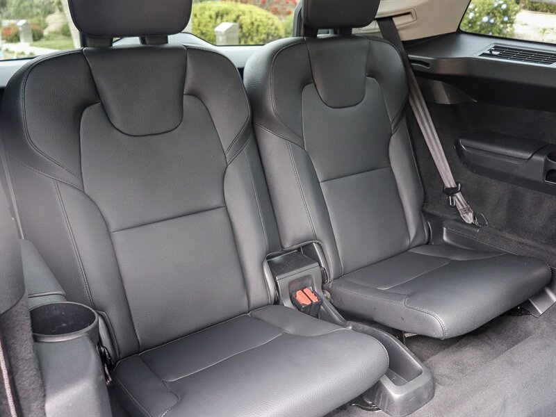 Used 2022 Volvo XC90 T8 Inscription Expression w/ Advanced Package AWD/4WD image 24