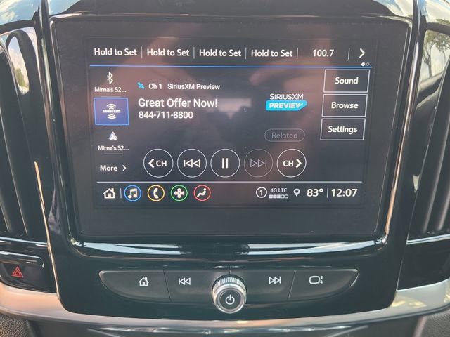 Used 2023 Chevrolet Traverse LT FWD image 16