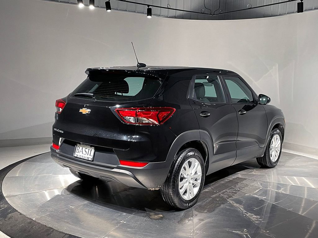Used 2023 Chevrolet TrailBlazer LS image 11
