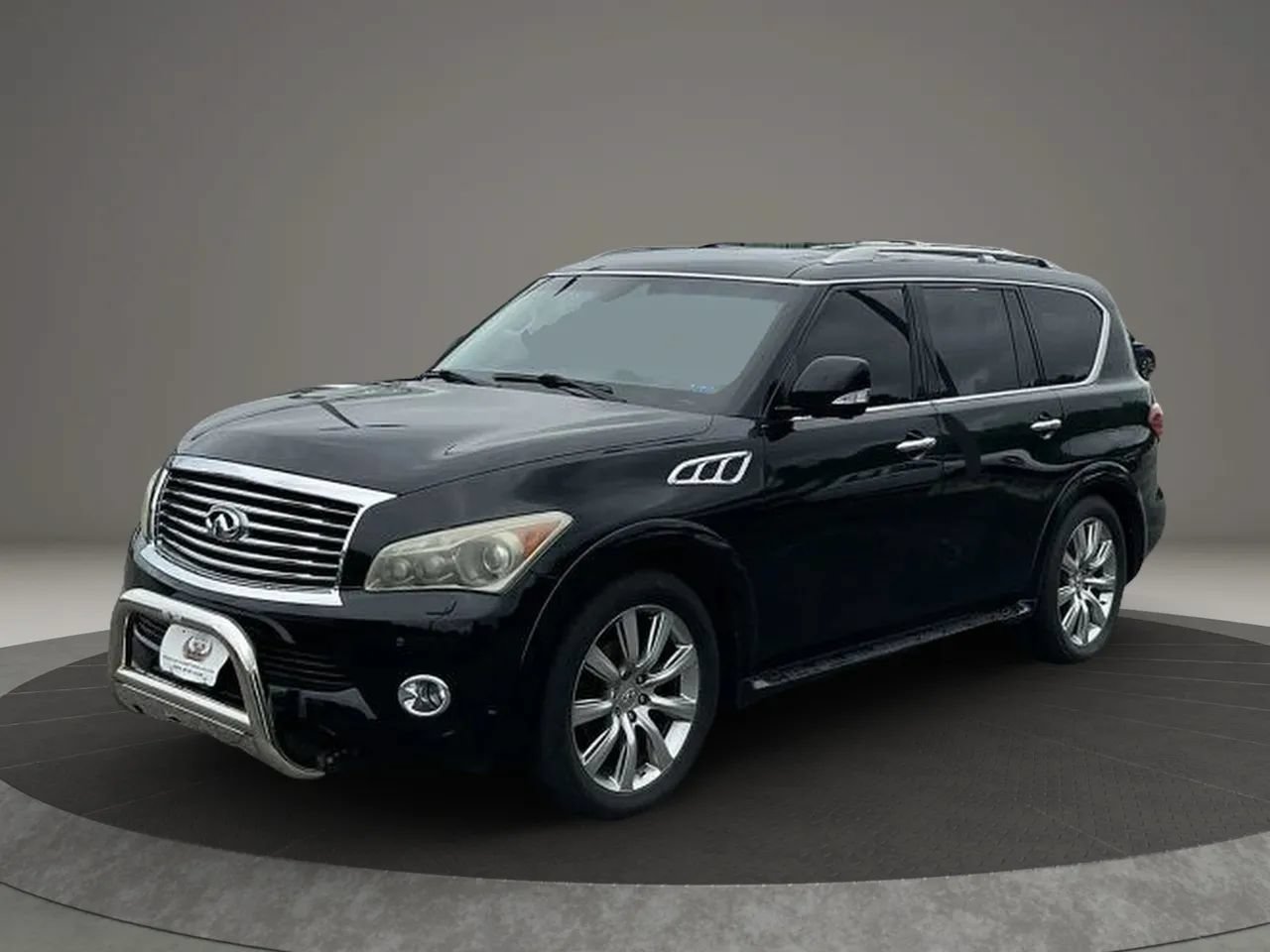 Used 2012 INFINITI QX56 4WD w/ Deluxe Touring Pkg image 1
