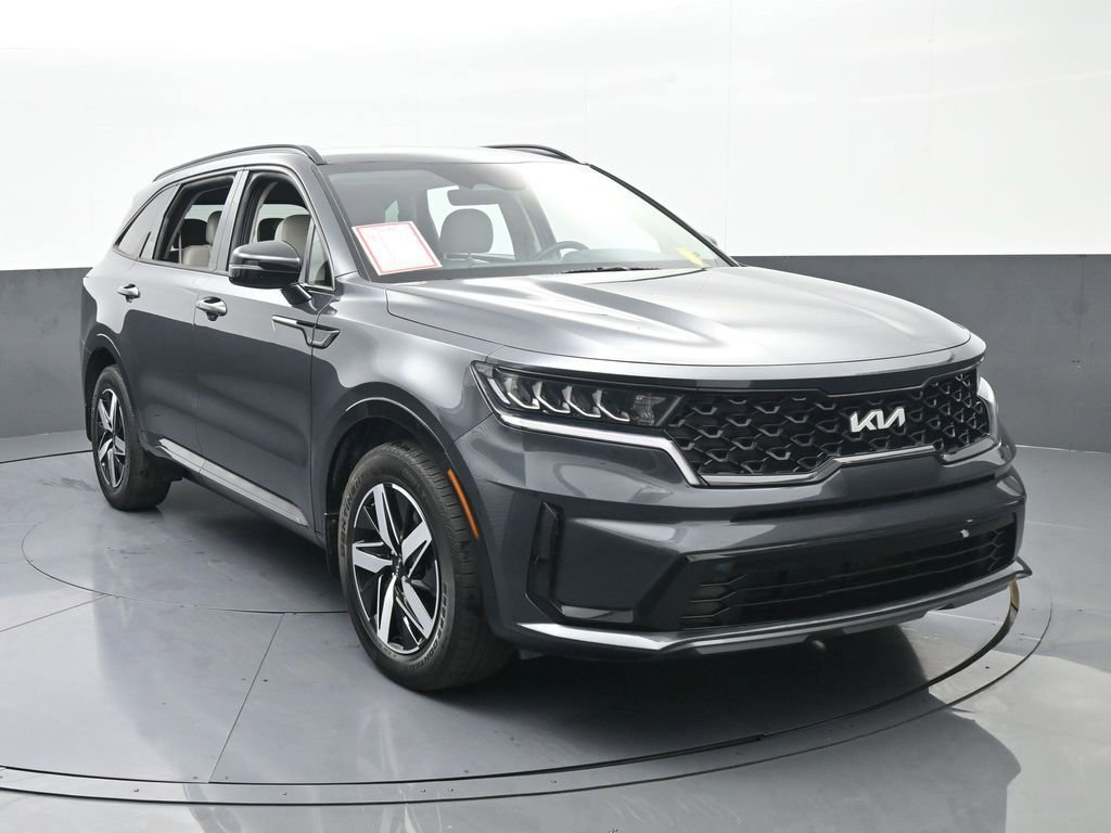 Used 2023 Kia Sorento S image 9