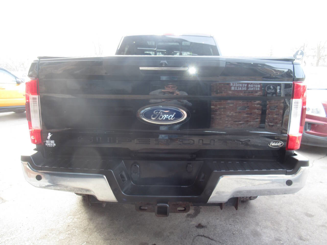 Used 2017 Ford F250 Lariat w/ Lariat Ultimate Package AWD/4WD image 11