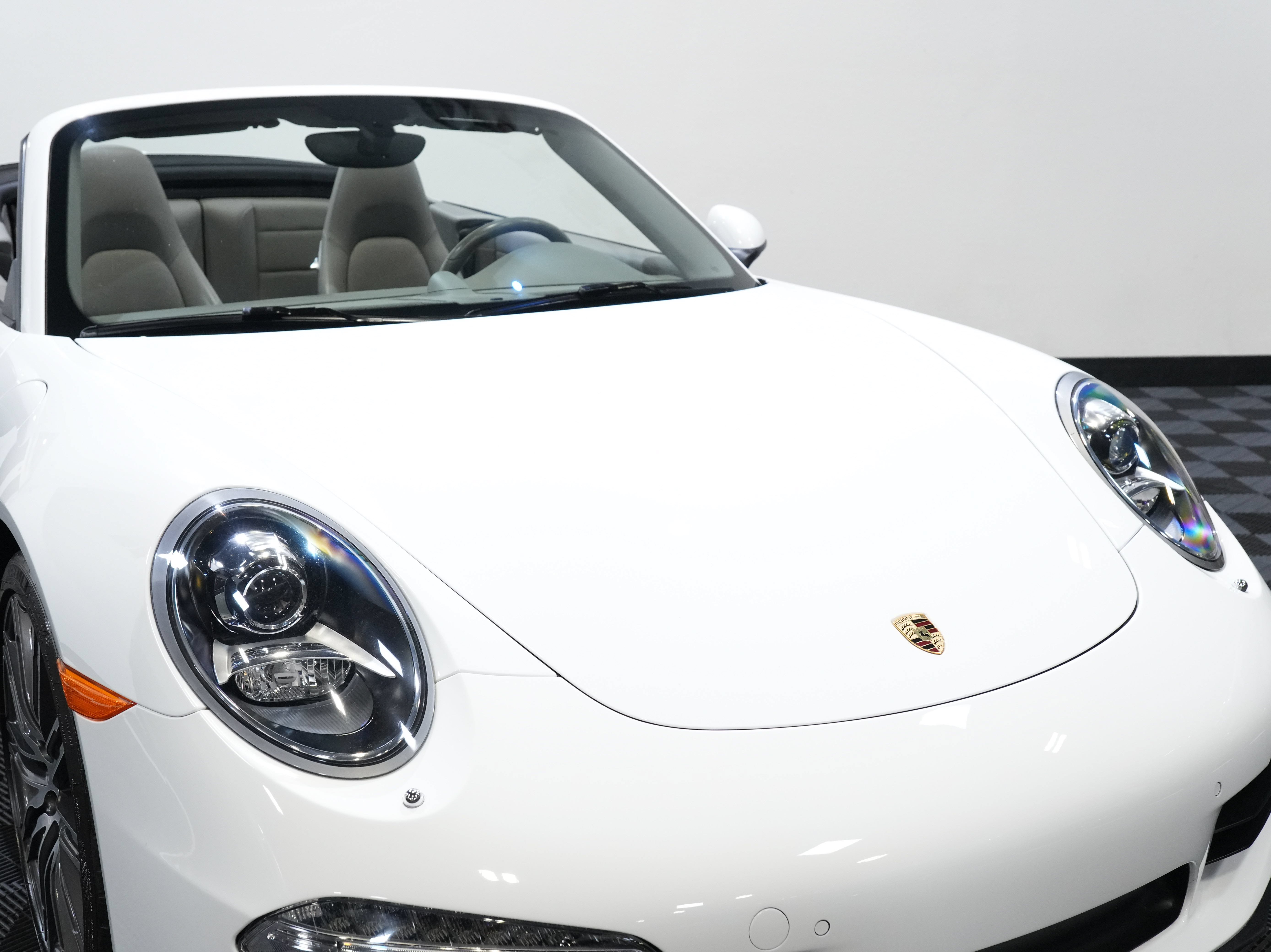 Used 2016 Porsche 911 Carrera S w/ Sport Chrono Package RWD image 13
