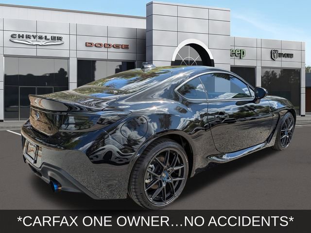 Used 2024 Subaru BRZ Limited RWD image 4