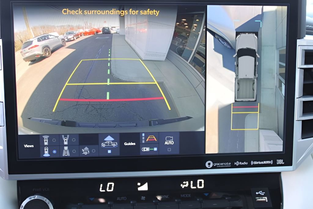 Used 2024 Toyota Tundra Capstone AWD/4WD image 14