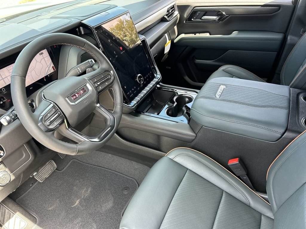 New 2026 GMC Yukon AT4 AWD/4WD image 10