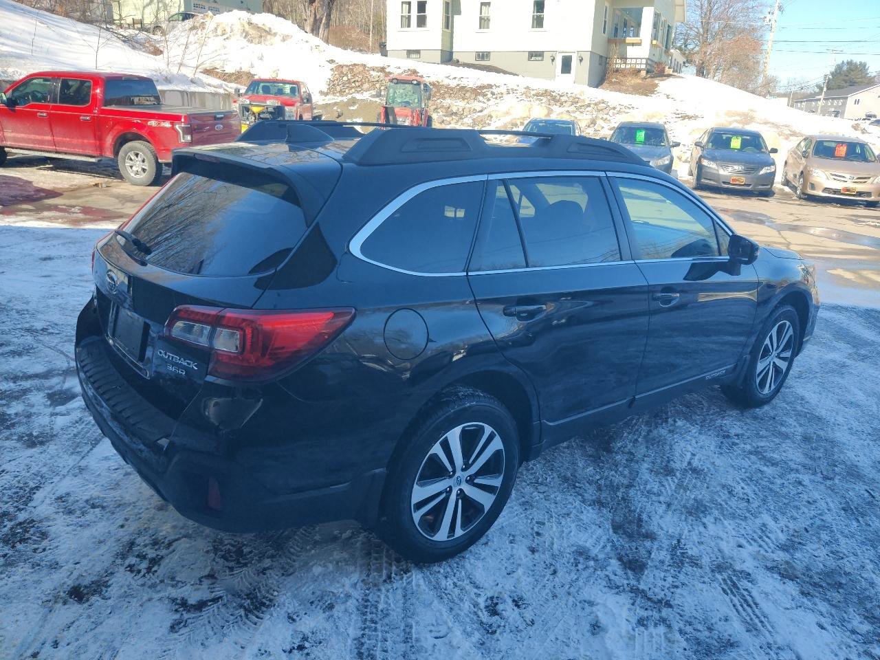 Used 2019 Subaru Outback 3.6R Limited image 6