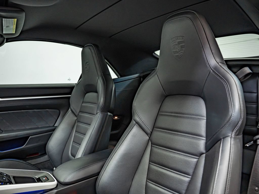 Certified 2025 Porsche 911 Carrera RWD image 44