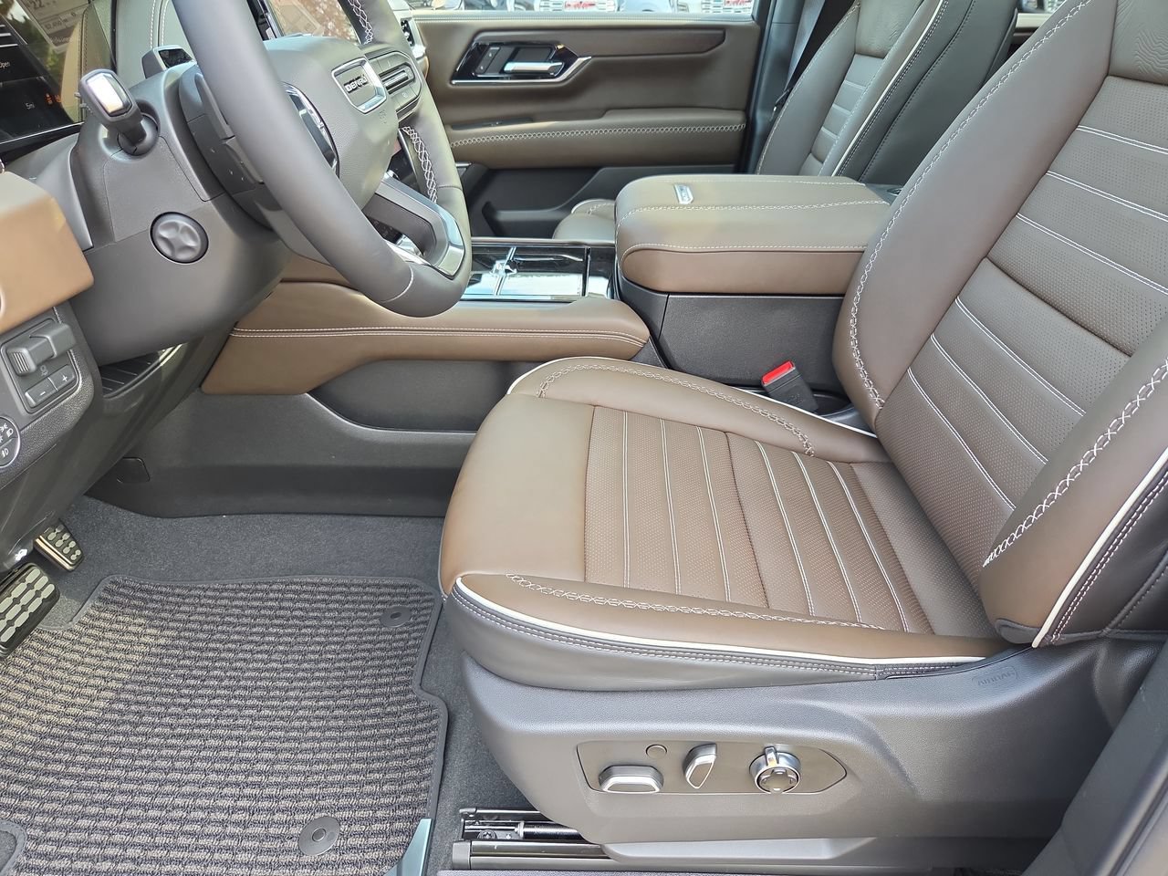 New 2026 GMC Yukon XL Denali Ultimate AWD/4WD image 20