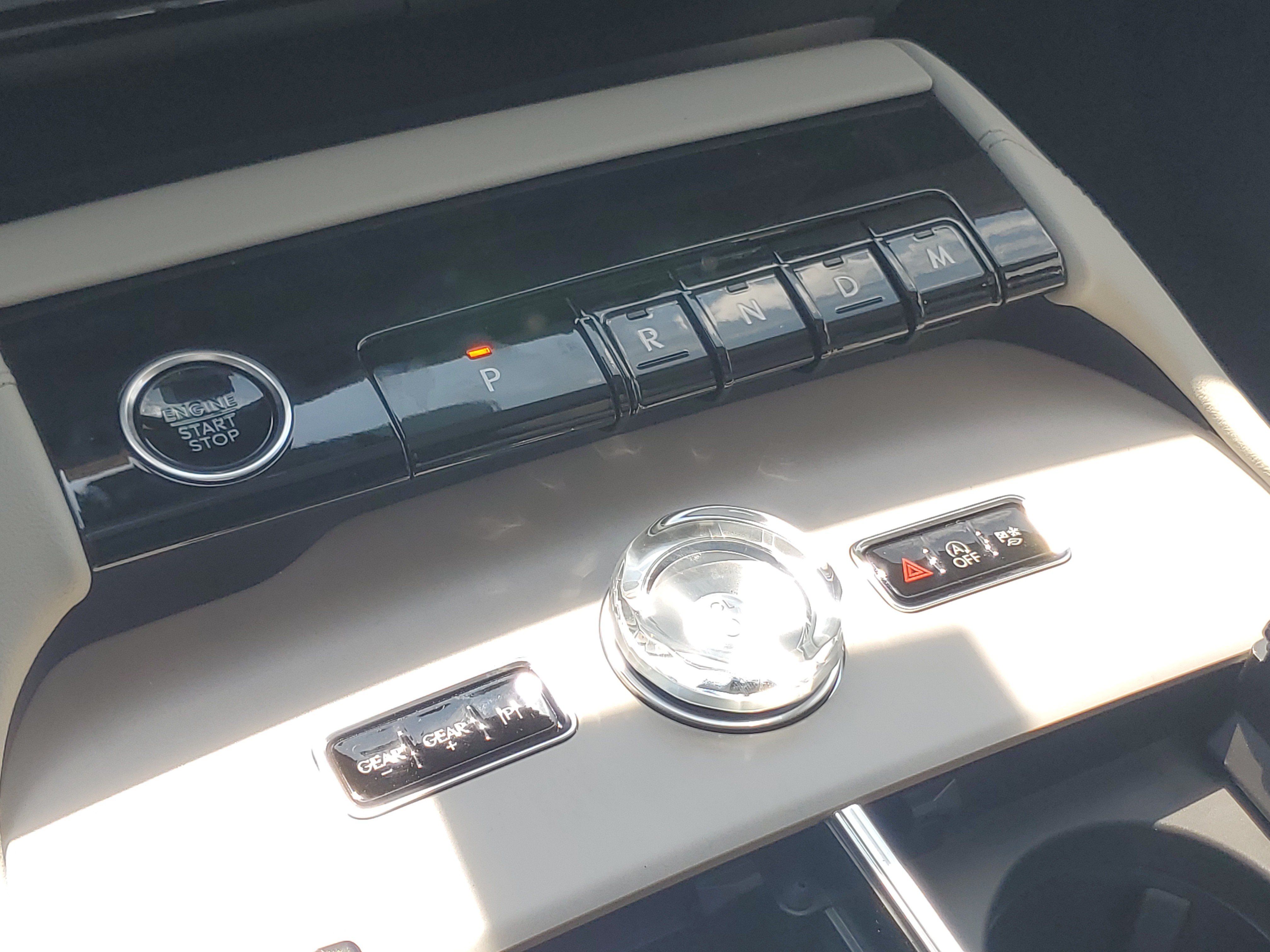 New 2026 Lincoln Navigator Reserve w/ Jet Appearance Package AWD/4WD image 24