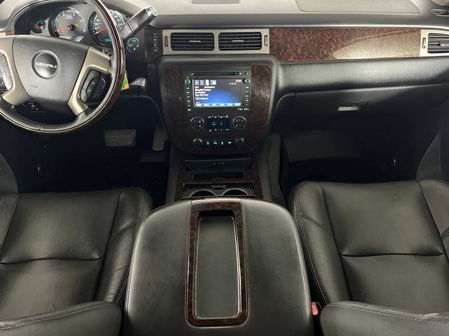 Used 2013 GMC Sierra 2500 Denali w/ Suspension Package, Off-Road image 2