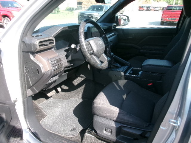 Used 2024 Toyota Tacoma SR5 RWD image 10