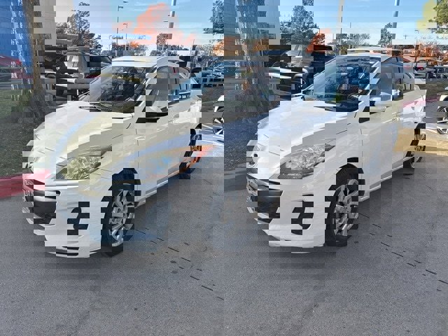 Used 2012 MAZDA MAZDA3 i Touring image 2