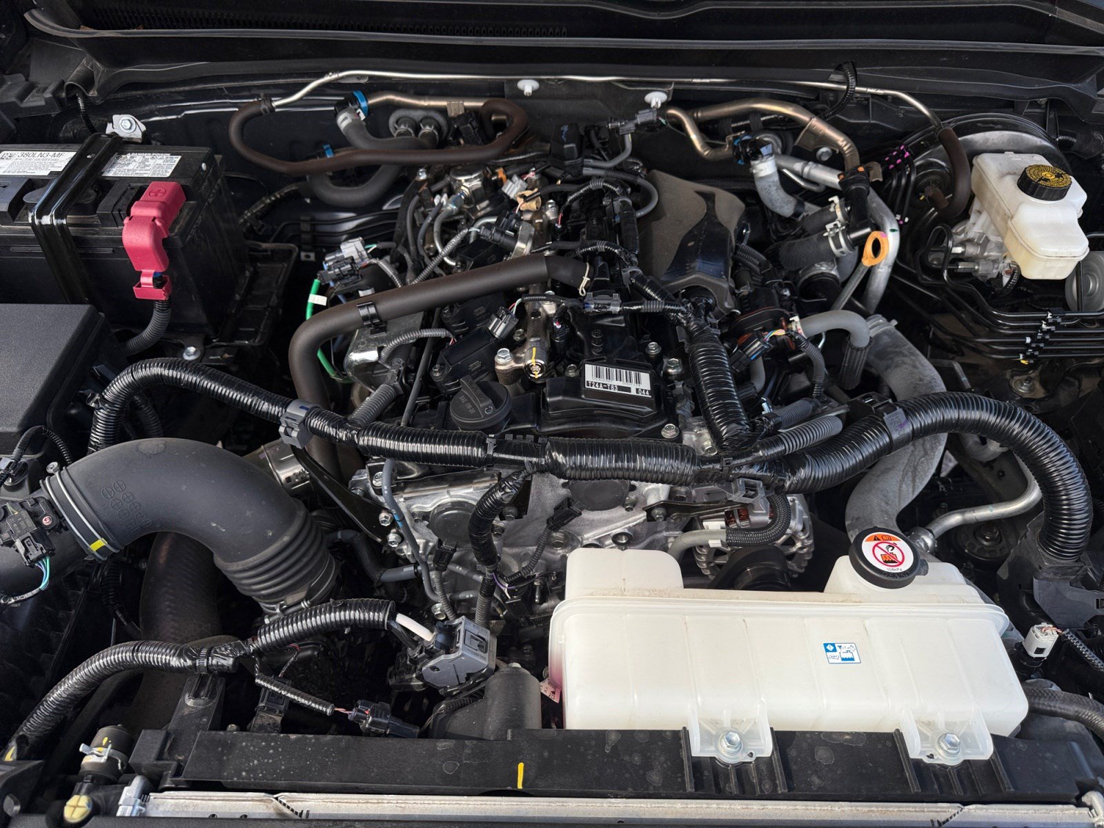Certified 2025 Toyota Tacoma SR AWD/4WD image 20