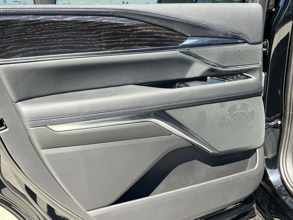 New 2026 Cadillac Escalade IQ Luxury 1 image 27
