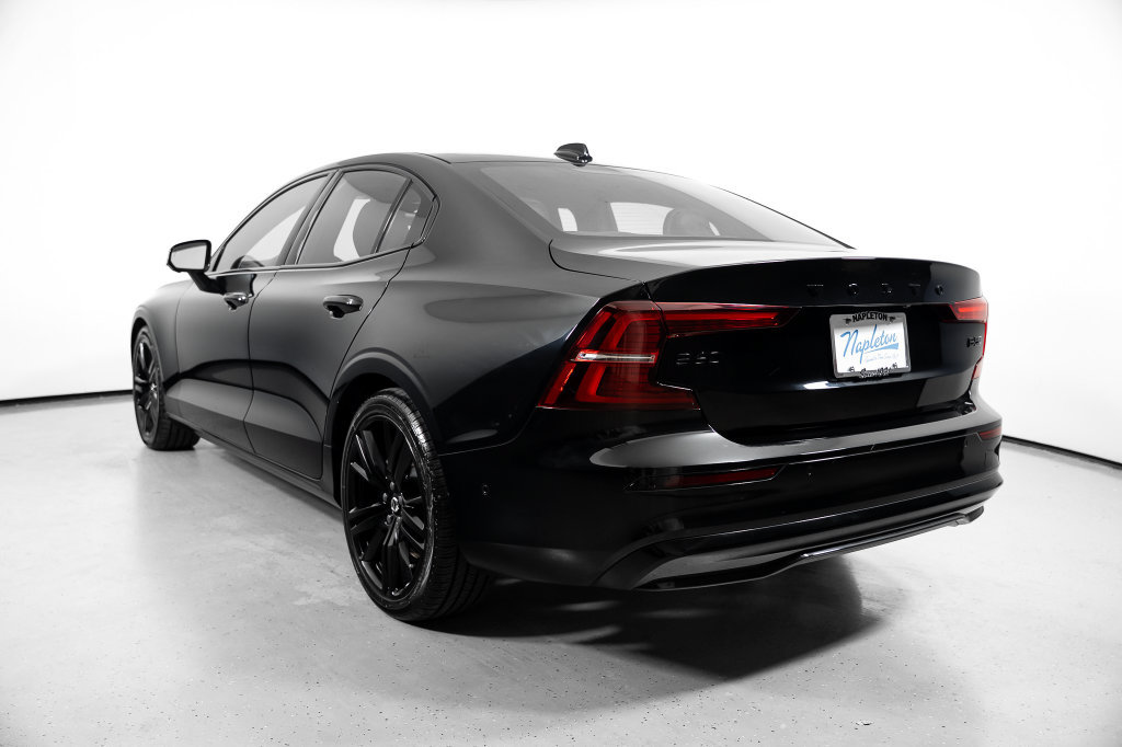 Used 2024 Volvo S60 B5 Plus AWD/4WD image 10