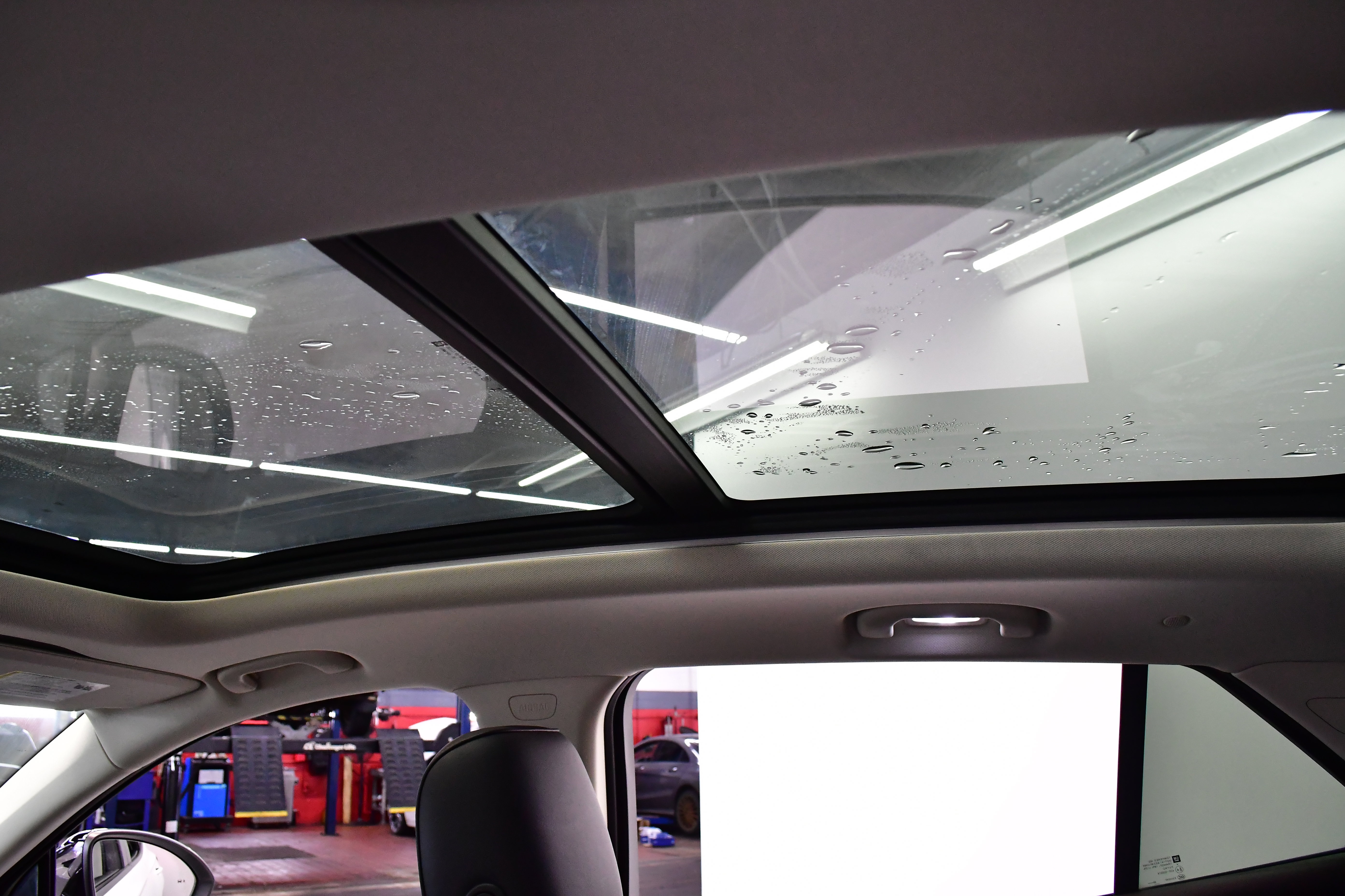 Used 2023 Buick Envision Essence w/ Sport Touring Package image 28