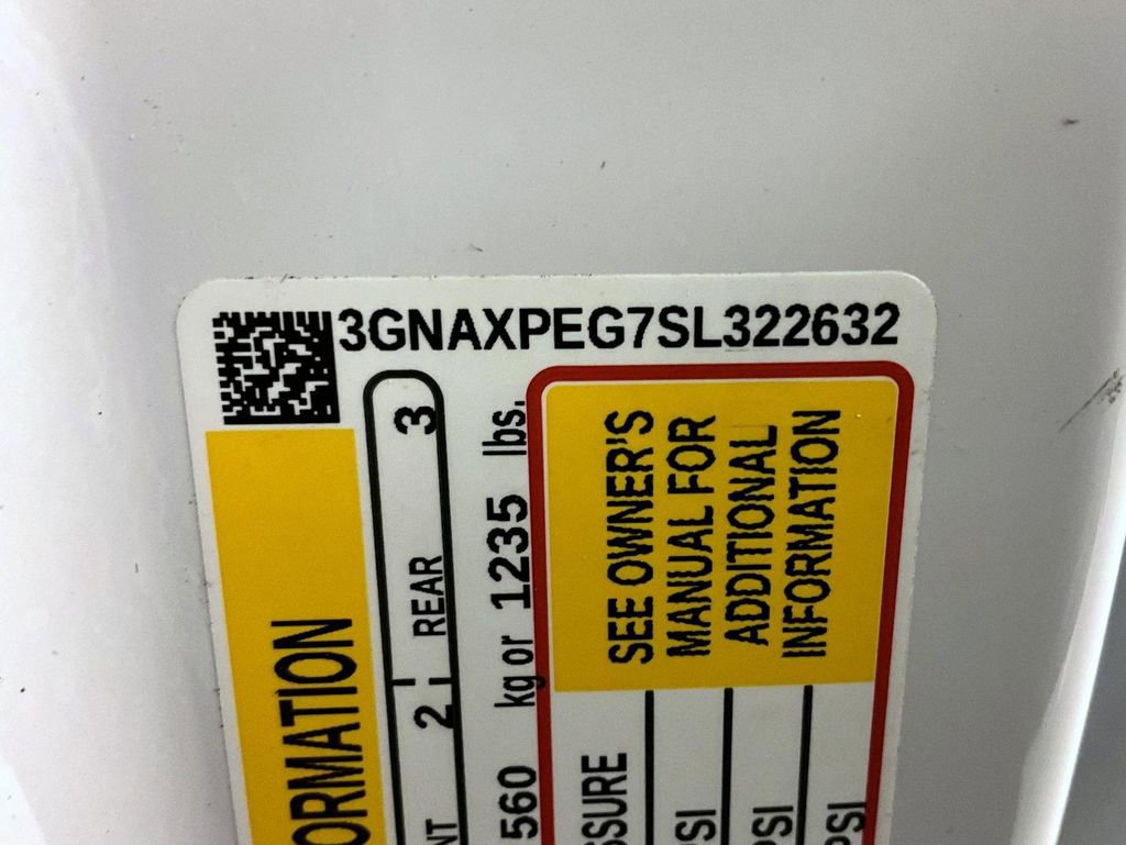 Certified 2025 Chevrolet Equinox LT image 24