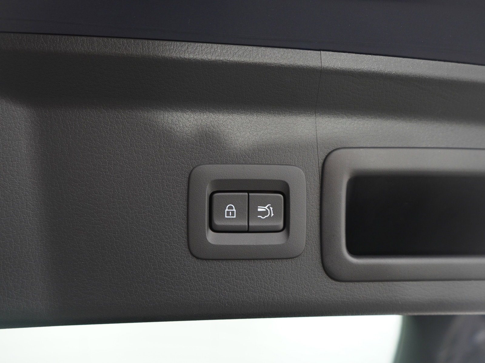 Used 2023 MAZDA CX-30 AWD 2.5 S w/ Premium Package image 21