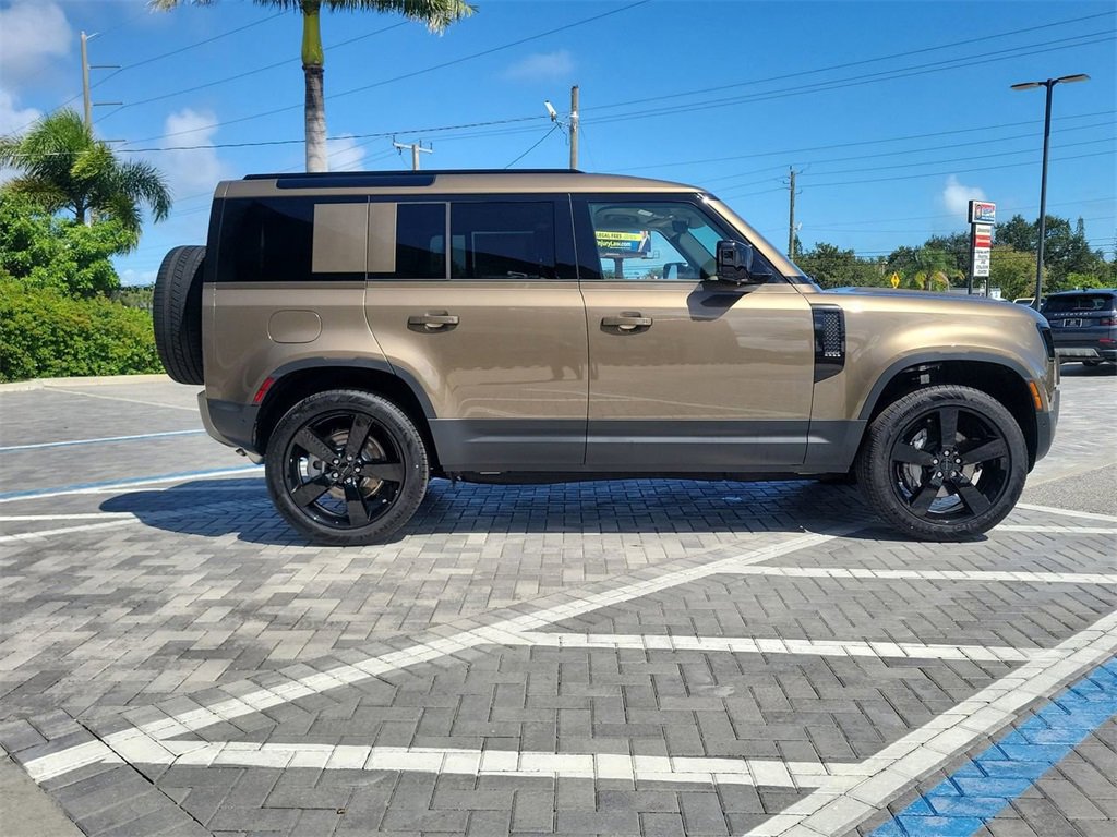 New 2026 Land Rover Defender 110 S image 6