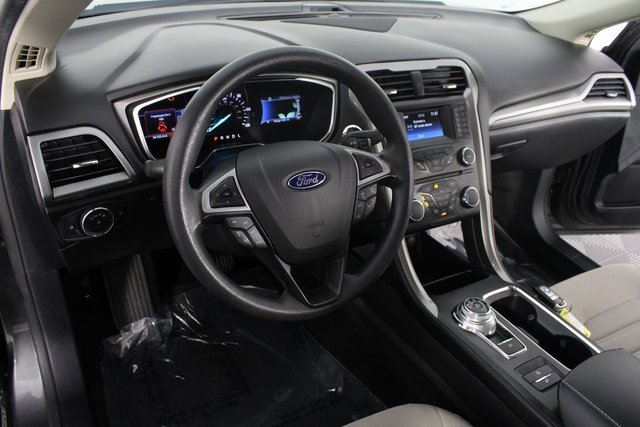 Used 2018 Ford Fusion S image 8