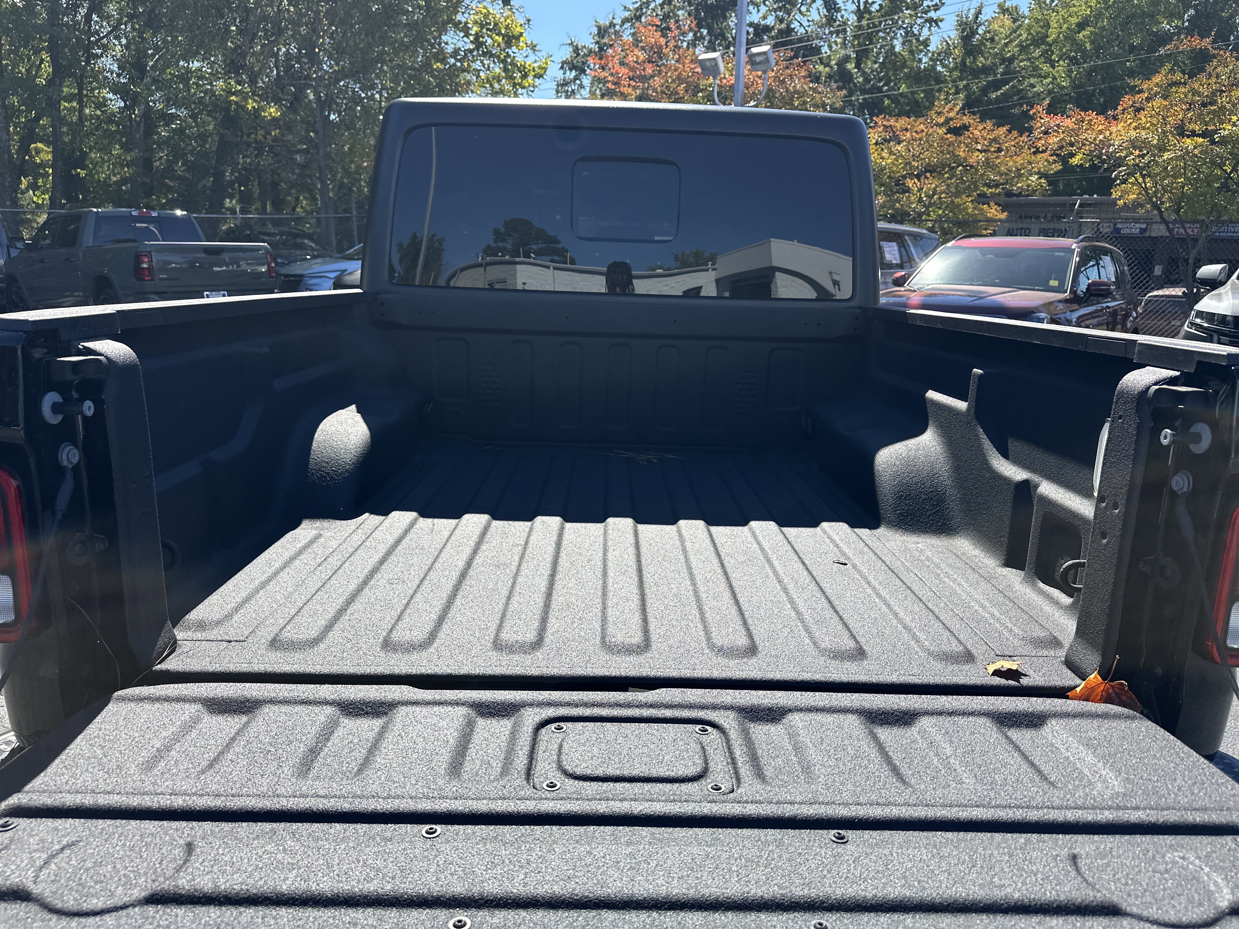 Used 2022 Jeep Gladiator Mojave w/ Trailer Tow Package image 22