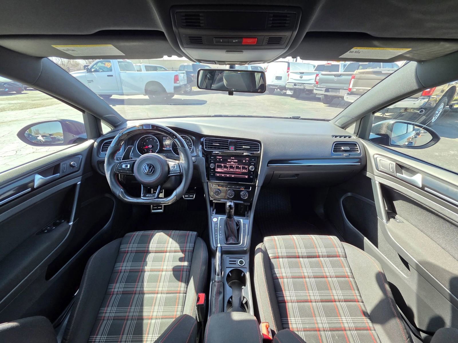 Used 2017 Volkswagen GTI S image 2