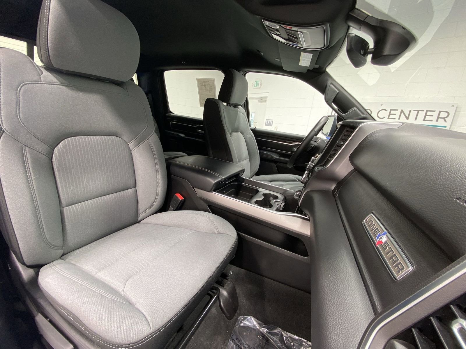 Used 2024 RAM 1500 Lone Star image 23