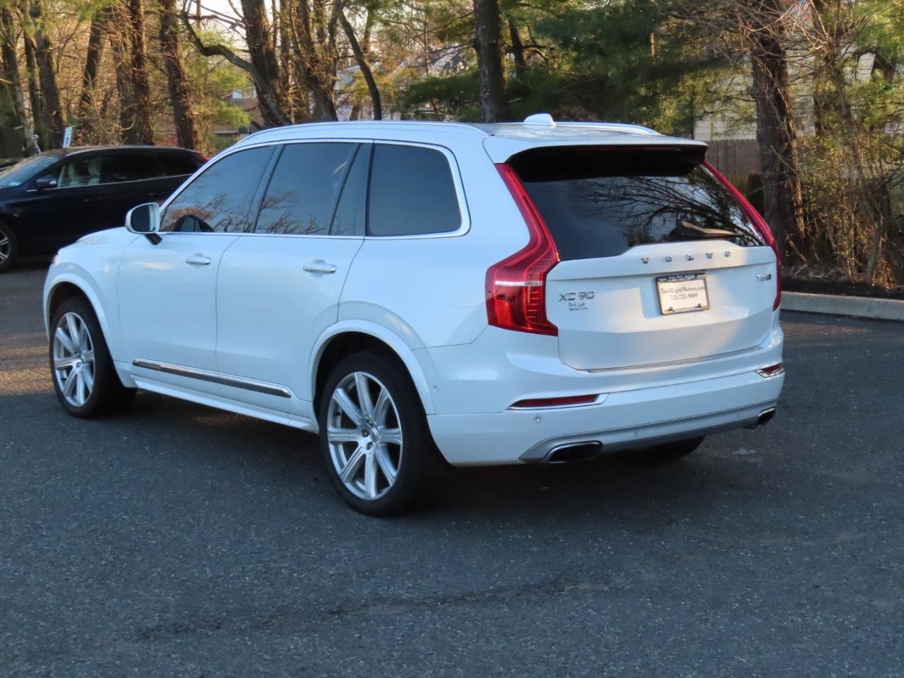 Used 2018 Volvo XC90 T6 Inscription w/ Convenience Package AWD/4WD image 4