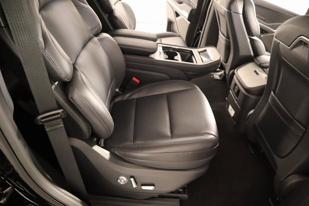 New 2025 Lincoln Navigator Reserve w/ Jet Appearance Package image 15